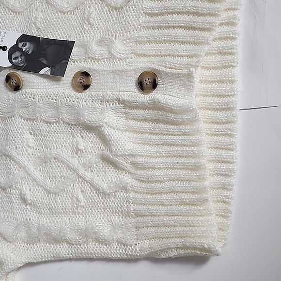 KENDALL & KYLIE KNIT SWEATER / SIZE M - Picture 9 of 12